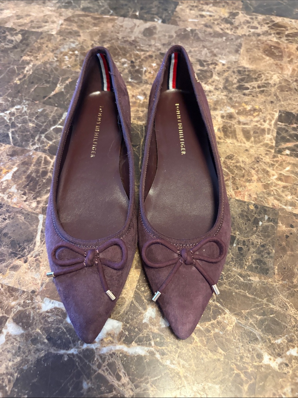 Tommy Hilfiger Women's Plum Pointed-Toe Suede Flats with Bow